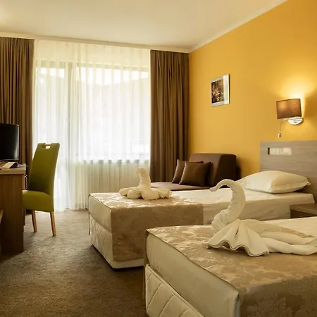 Niken Hotel 3*
